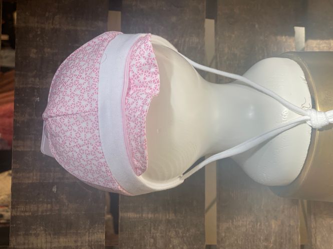 Hovedbilde Babylue med brem - Rosa